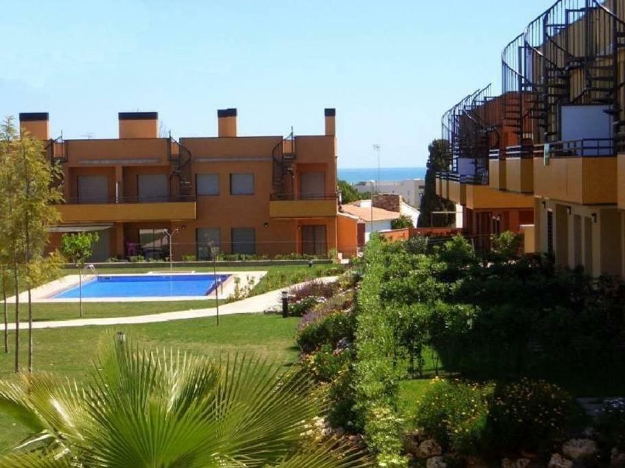 Masia Blanca - Coma-ruga Bagian luar foto
